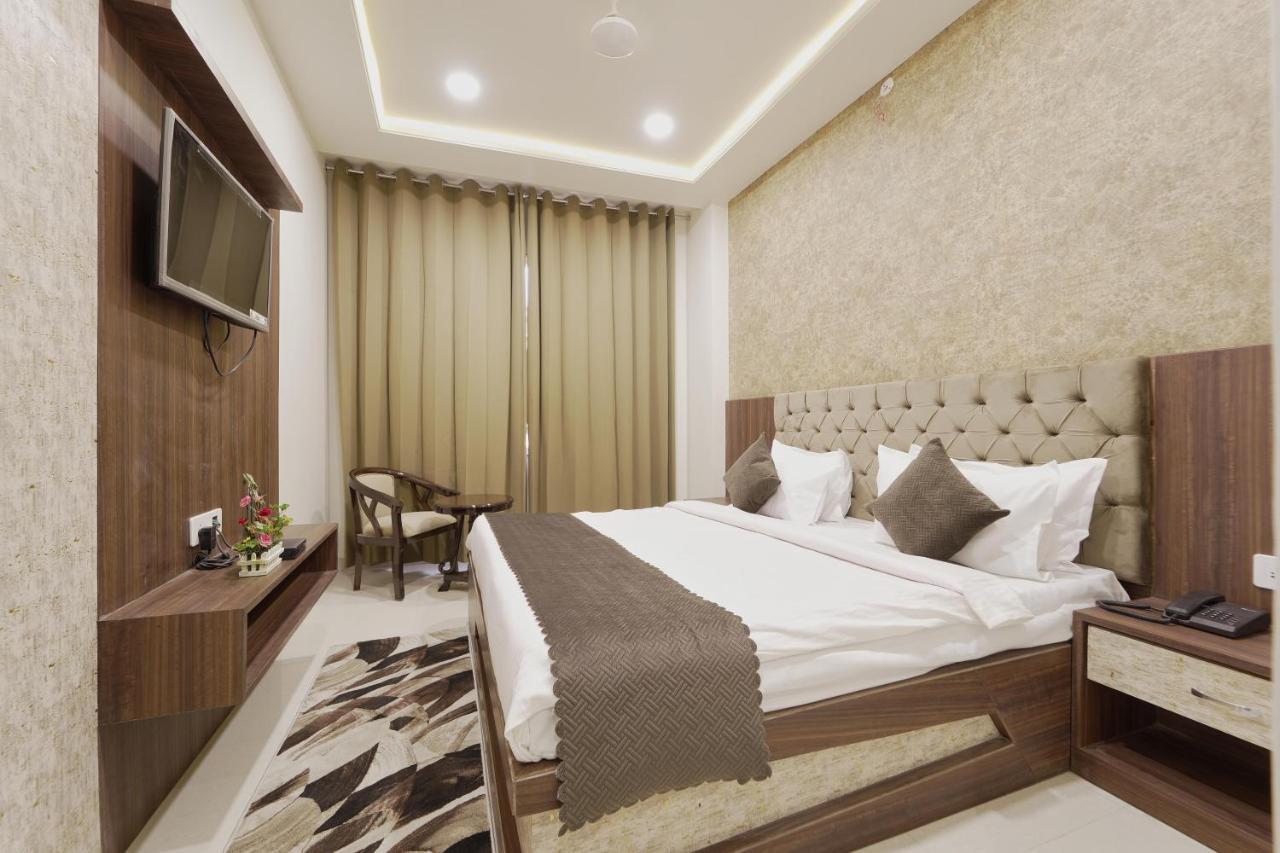 Hotel Ajmer Sheraton Екстер'єр фото