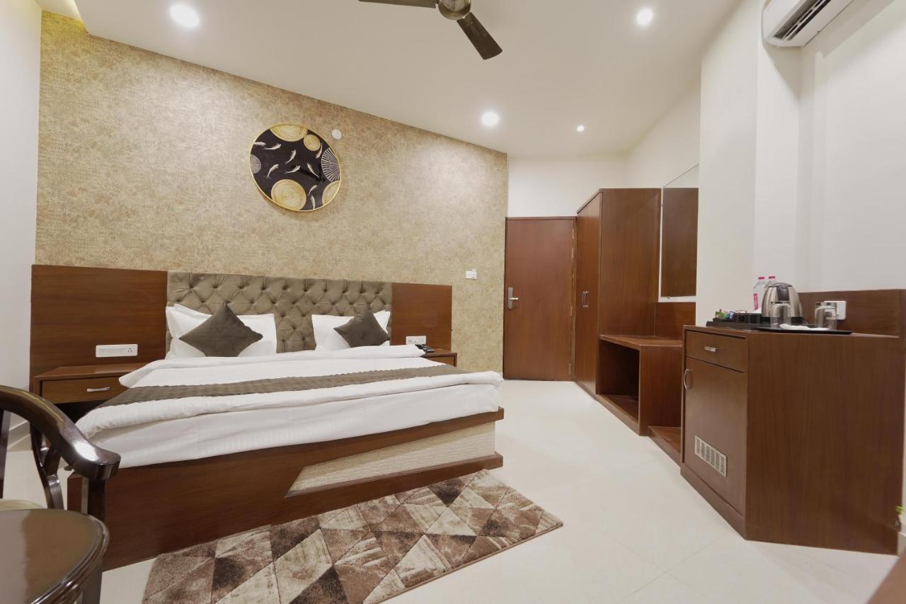 Hotel Ajmer Sheraton Екстер'єр фото