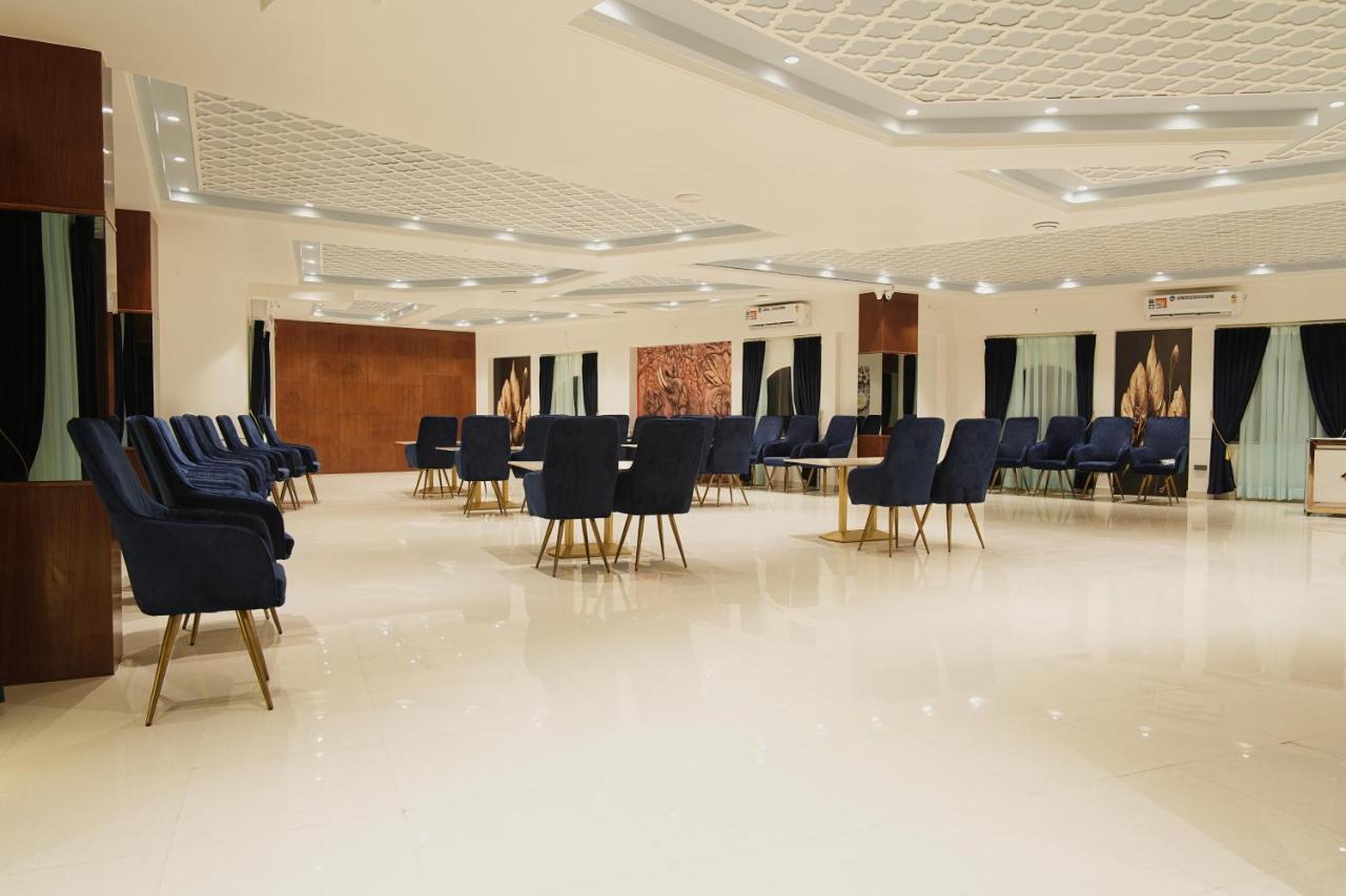 Hotel Ajmer Sheraton Екстер'єр фото