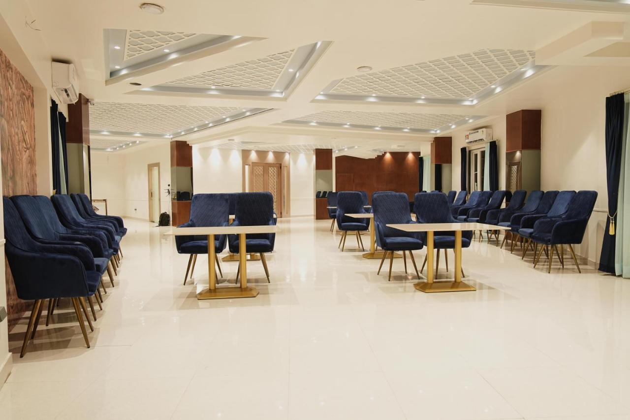 Hotel Ajmer Sheraton Екстер'єр фото