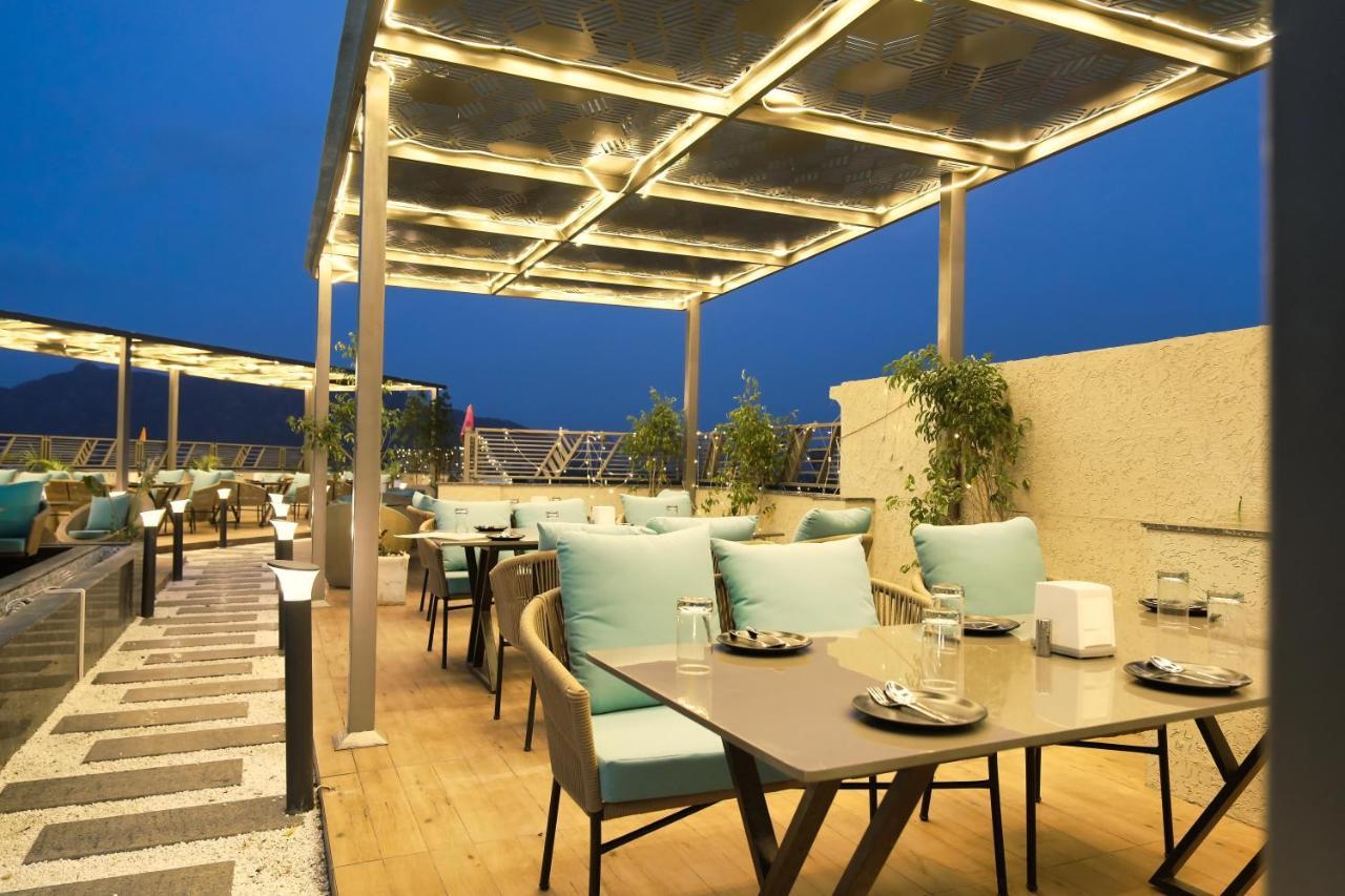 Hotel Ajmer Sheraton Екстер'єр фото