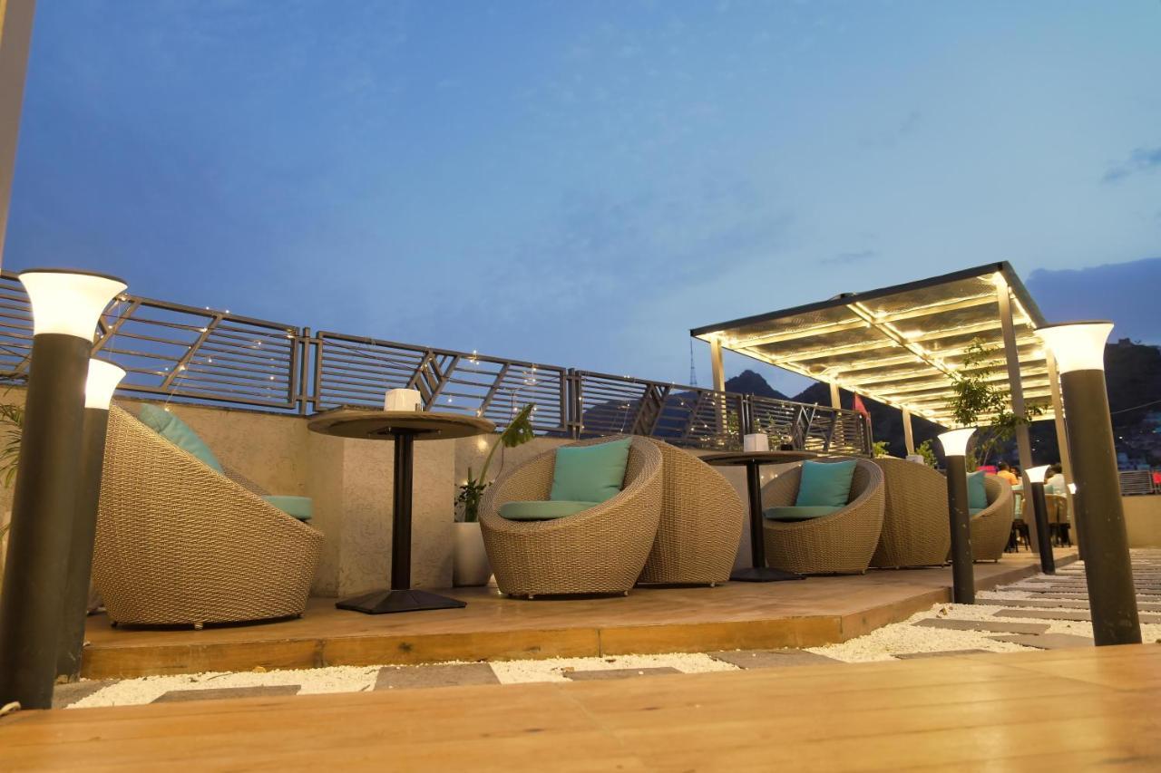 Hotel Ajmer Sheraton Екстер'єр фото